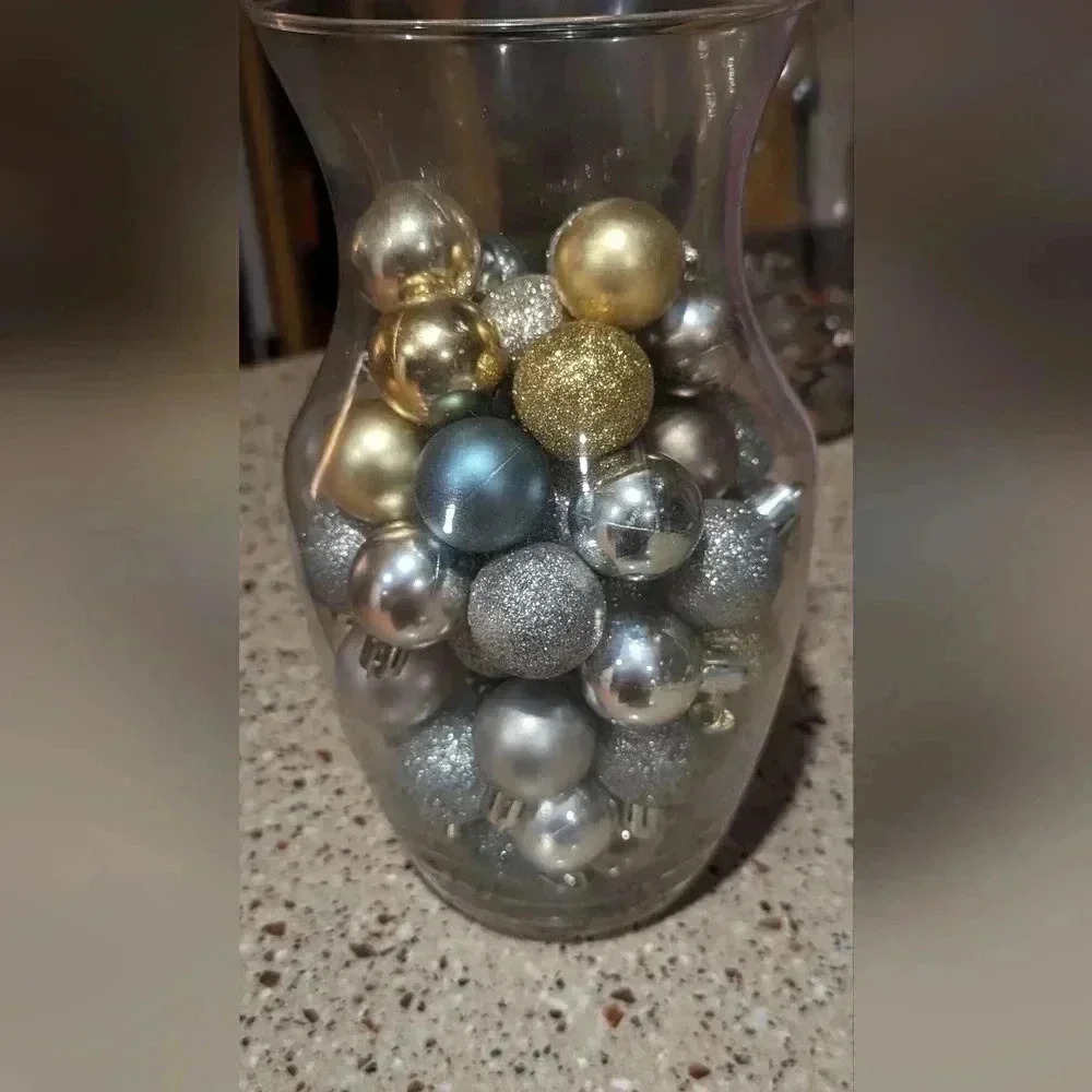 Christmas Ornaments Blue Silver And Gold 30mm (Vase Sold Separately) (New) - Picture 3 of 4